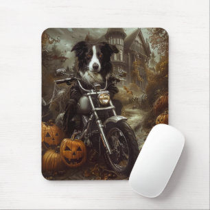 Beängstigendes Halloween-Motorradfahren an der Gre Mousepad