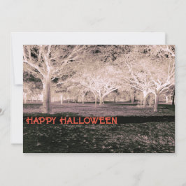 Beängstigendes Holz aus schwarzem und weißem Hallo Einladung