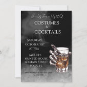 Beängstigendes Kostüm und Cocktails Halloween-Part Einladung (Vorderseite)
