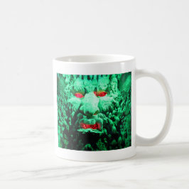 Beängstigendes Maskengefecht Kaffeetasse