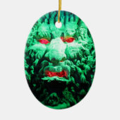 Beängstigendes Maskengefecht Keramikornament (Vorne)