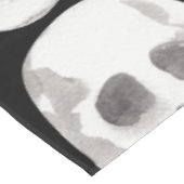 Beängstigendes Schwarz-Weiß-Muster|glückliches Hal Tischdecke (Schrägansicht)