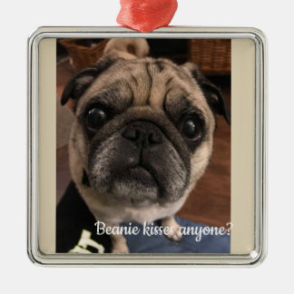 Beanie kissea jedermann? ornament aus metall