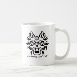 Beantworten des Anrufs Kaffeetasse