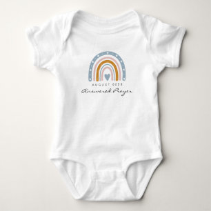 Beantwortete Ankündigung von Boho Rainbow Baby Strampler