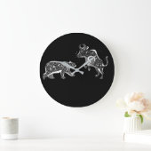 Bear and Bull Wash Große Wanduhr (Zuhause)