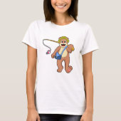 Bear beim Angeln mit Angelrute T-Shirt (Vorderseite)