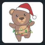 Bear Christmas Winter Animals Bears Square Sticker<br><div class="desc">Der Bär zu Weihnachten mit Feenlicht. Hübsche Tiere mit Geschenken und Schnee für den Urlaub. Ein süßes Weihnachtsgrüßen. Bären sind niedliche Tiere und perfekt zu Weihnachten.</div>