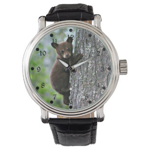 Bear Cub Climbing a Tree Armbanduhr