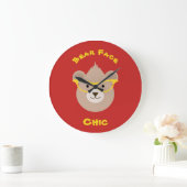 Bear Face Chic Große Wanduhr (Zuhause)
