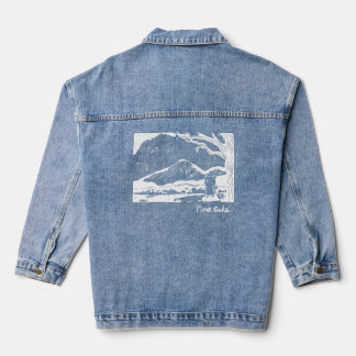 Bear Hiker at Mountain Sunset – Whimsical Denim Ja Jeansjacke