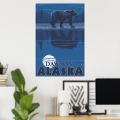 Bear in Moonlight - Dawson, Alaska Poster (Heimbüro)