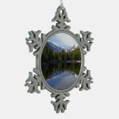 Bear Lake Reflection II Schneeflocken Zinn-Ornament (Links)