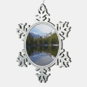 Bear Lake Reflection II Schneeflocken Zinn-Ornament (Rechts)