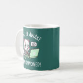 Bear-ly Awake Fully Annoyed - Panda Office Humor Kaffeetasse (Vorderseite Links)