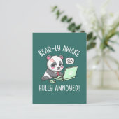 Bear-ly Awake Fully Annoyed - Panda Office Humor Postkarte (Stehend Vorderseite)