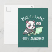 Bear-ly Awake Fully Annoyed - Panda Office Humor Postkarte (Vorne/Hinten)