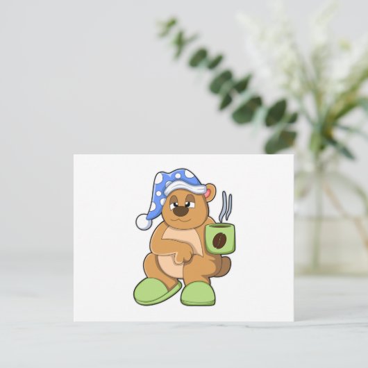 Bear mit Cup of Coffee & Sleepyhead Postkarte (Stehend Vorderseite)