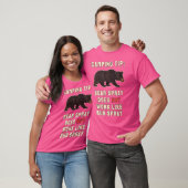 Bear Spray Bug Spray Funny Camping Redewendungen T-Shirt (Unisex)