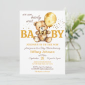 Bear warte teddy Bär goldbraune Babydusche Einladung (Stehend Vorderseite)