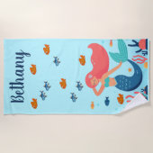 bearbeitbare Meerjungfrau und Fisch Strandtuch (Vorderseite)