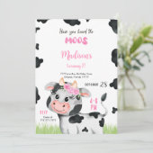 Bearbeitbare Niedliche Kuh zum Geburtstag Einladun Einladung (Stehend Vorderseite)