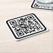 Bearbeitbarer moderner QR-Code | Schwarz Weiß oder Rechteckiger Pappuntersetzer (angewinkelt)