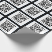 Bearbeitbarer QR-Code & Text mit hellblauem Rand Geschenkpapier (Ecke)