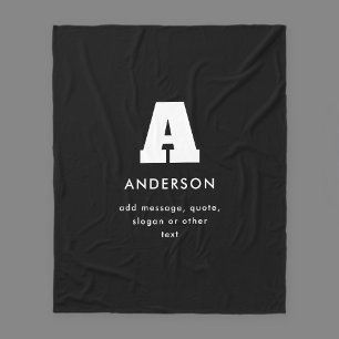 Bearbeitbarer Text für Monogramm   Schwarz und Wei Fleecedecke