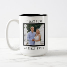 Bearbeitbarer Text und benutzerdefiniertes Foto zu Zweifarbige Tasse