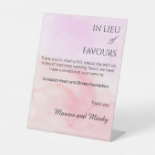 bearbeitbares Rosa in Form von Gastgeschenke Hochz Sockelschild (Vorderseite)