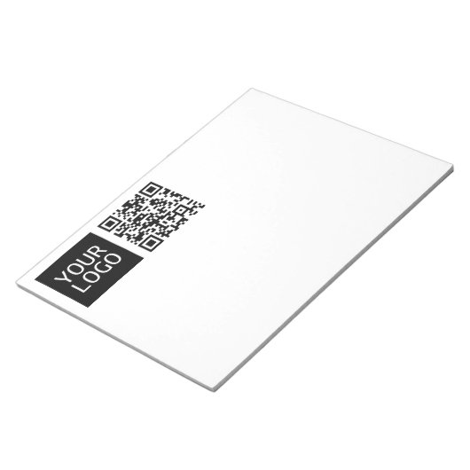 Bearbeiten von QR-Code und Ihr Firmenlogo oder -Im Notizblock (angewinkelt)