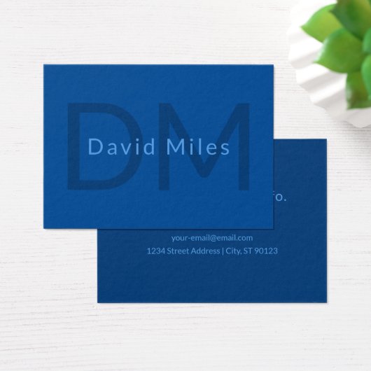 Bearbeiten von Textvorlage für Mit Monogramm Namen (Schreibtisch)