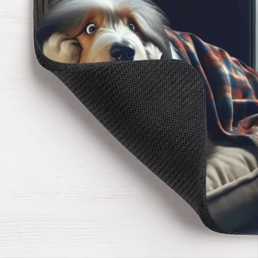 Bearded Collie Frightend of Thunderstorm Mousepad (Ecke)