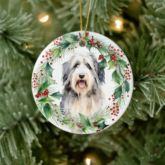 Bearded Collie Holly Wreath Keramik Ornament (Baum)