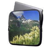 Beargras am Logan Pass im Gletscher-Nationalpark Laptopschutzhülle (Vorderseite Links)