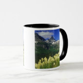 Beargras am Logan Pass im Gletscher-Nationalpark Tasse (VorderseiteRechts)
