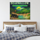 Bearwallow Apple Crate LabelHood River, OR Leinwanddruck (Insitu (Schlafzimmer))