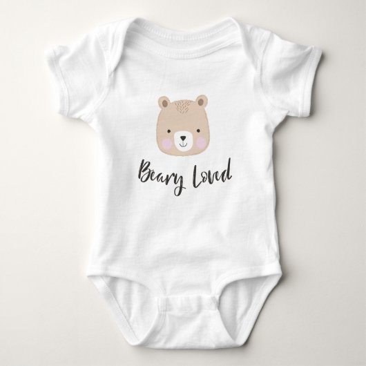 Beary Loved | Niedlicher Bär Tan Baby Strampler (Vorderseite)