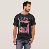 Beast Inside Me Cat Meme T-Shirt (Vorne ganz)