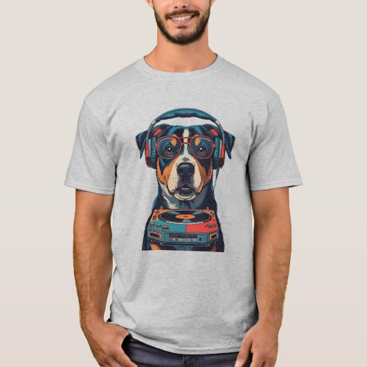 Beats & Barks: Canine DJ T-Shirt (Vorderseite)