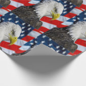 Beautiful Bald Eagle Kopf und eine amerikanische F Geschenkpapier (Ecke)