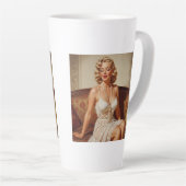 Beautiful blonde pin-up 50's art milchtasse (Rechte Ecke)