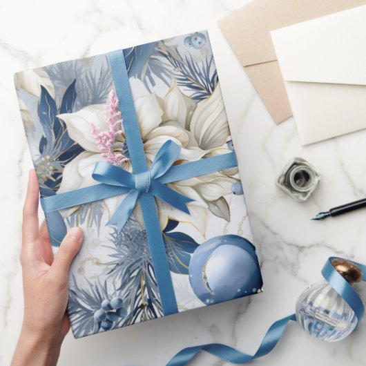 Beautiful Blue Christmas Baubles Xmas Blume Geschenkpapier (Schenken)