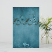 Beautiful Blue Floral Briefpapier (Stehend Vorderseite)