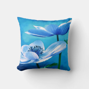Beautiful Blue Floral Pillow Kissen
