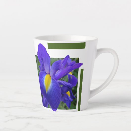 Beautiful Blue Iris Design Latte Tasse (Rechts)