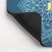 Beautiful Blue Mandala mit Monogram Mousepad (Ecke)