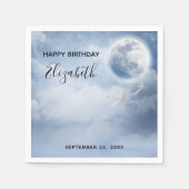 Beautiful Blue Sky mit Flying Swans Geburtstag Serviette (Vorderseite)