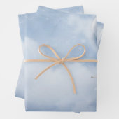 Beautiful Blue Sky mit Flying Swans Geschenkpapier Set (Beispiel)